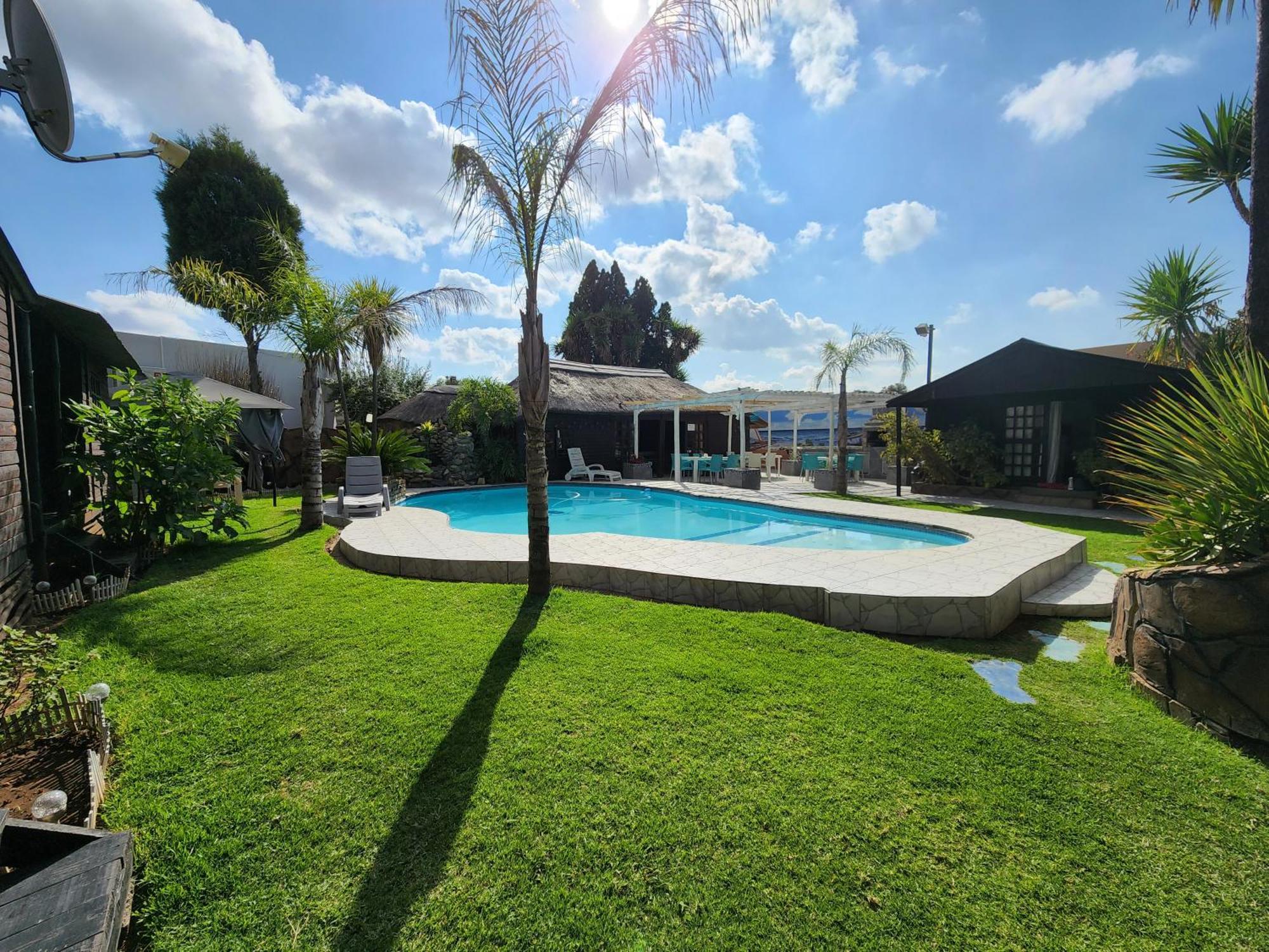 The Guesthouse Vanderbijlpark Eksteriør bilde