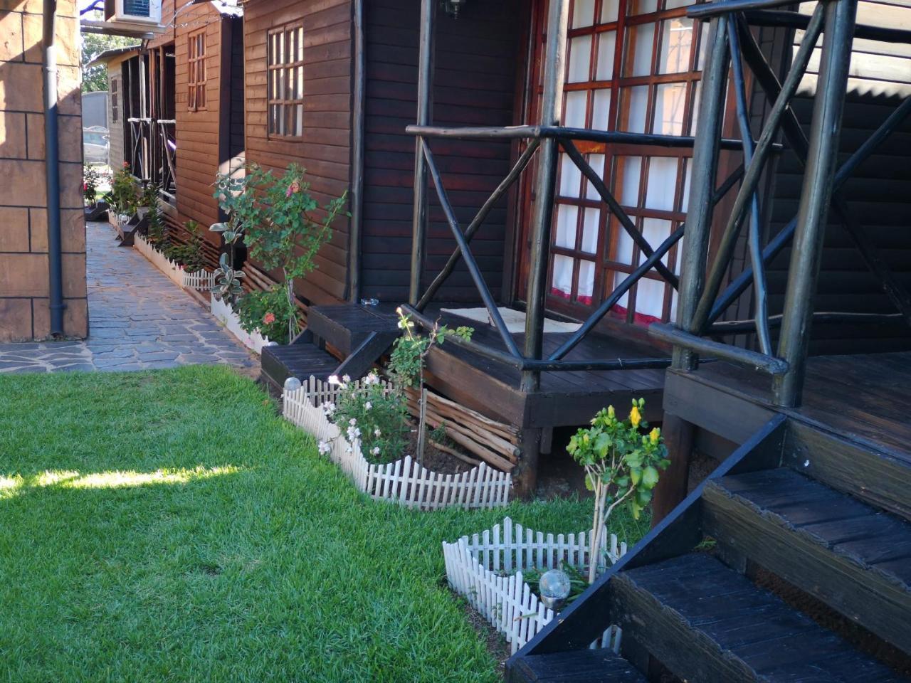 The Guesthouse Vanderbijlpark Eksteriør bilde