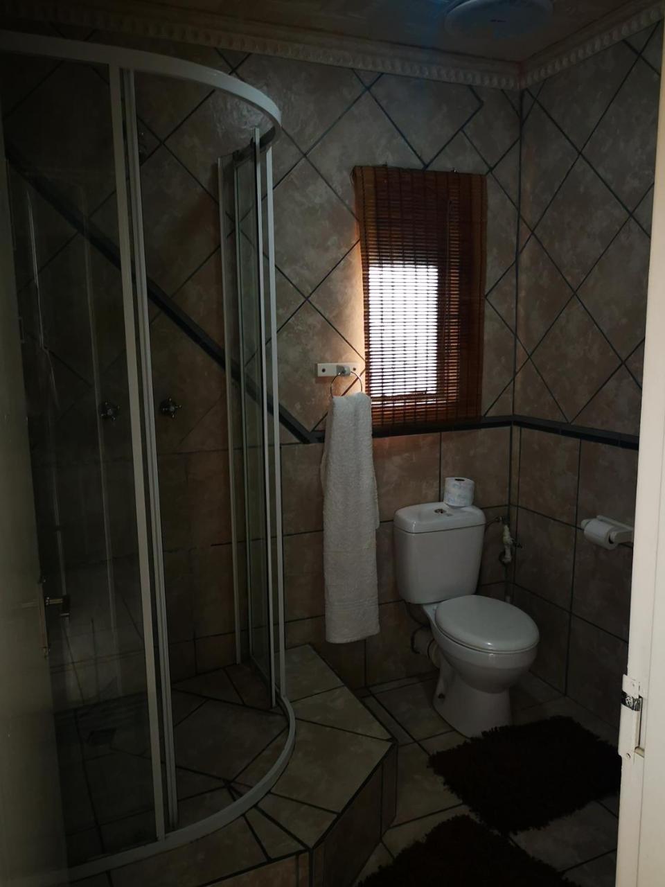 The Guesthouse Vanderbijlpark Eksteriør bilde